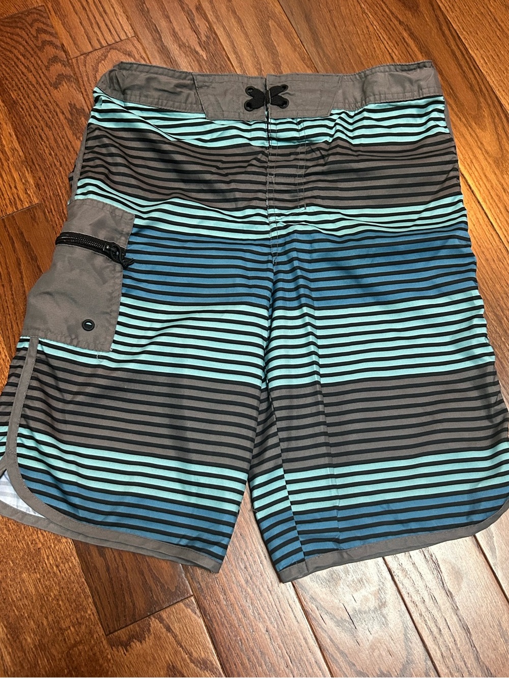 art class Boys Aqua, Teal & Gray Striped Swim Trunks size 16